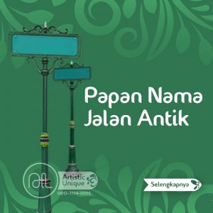 Tiang Papan Nama Jalan