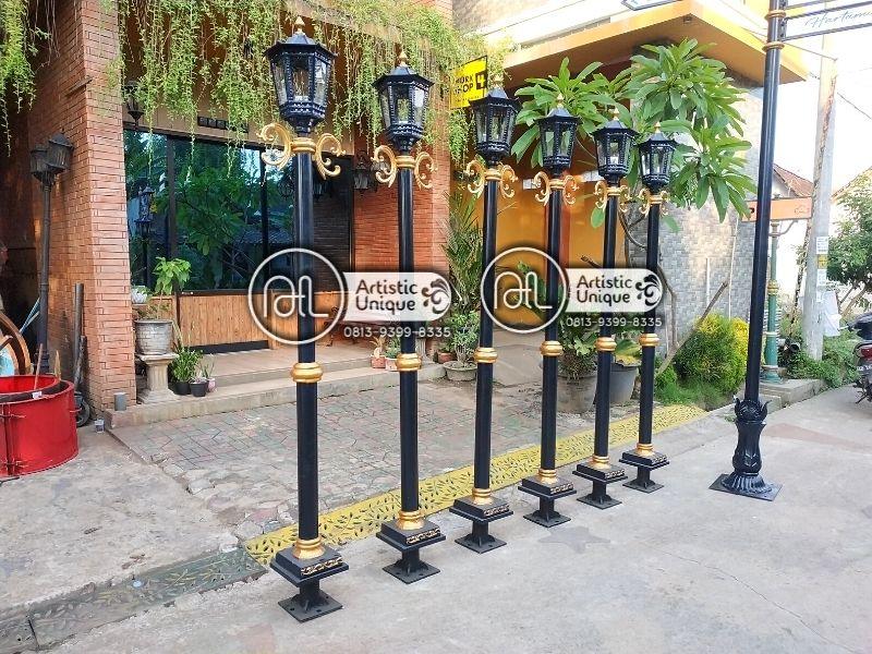 Tiang Lampu Jalan Padang