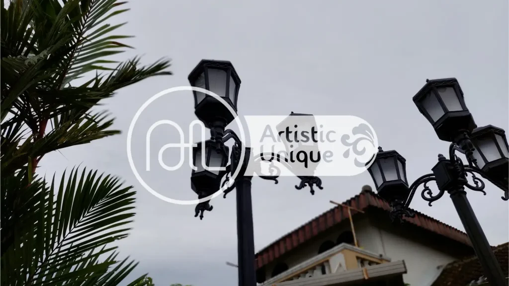 tiang lampu penerangan jalan