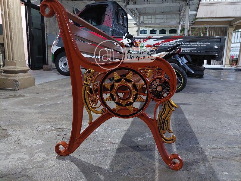 bangku besi minimalis