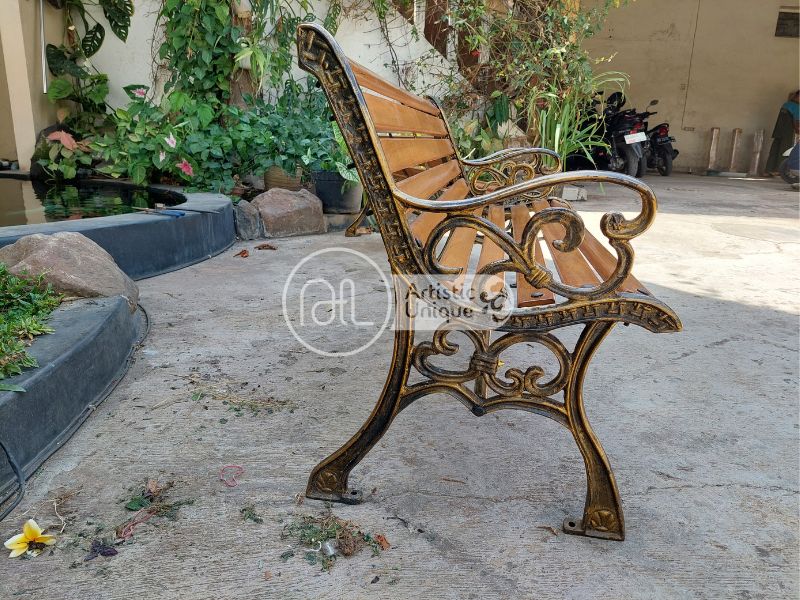 kursi teras panjang besi