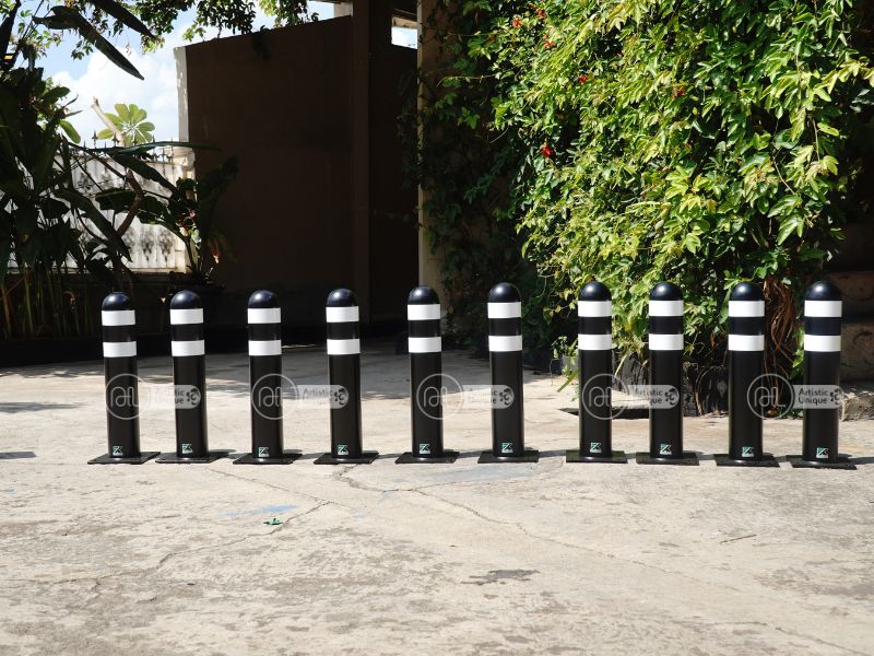 Bollard Pembatas Jalan
