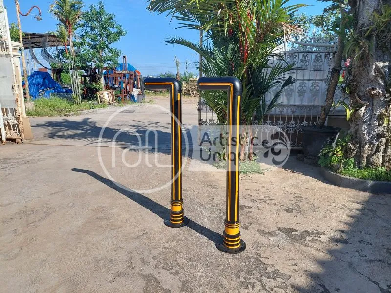 Desain Bollard untuk Kawasan Trotoar
