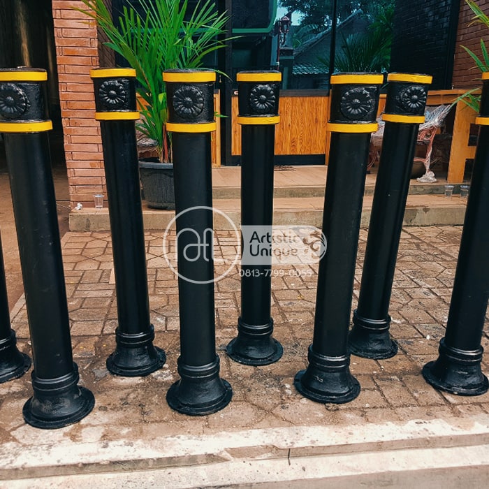 bollard aksen bunga